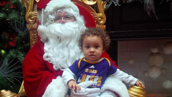 VISIT SANTA AND GET A FREE PHOTO WILL BE AT YORKGATE MALL EVERY SATURDAY AND SUNDAY FROM 12 - 3 PM